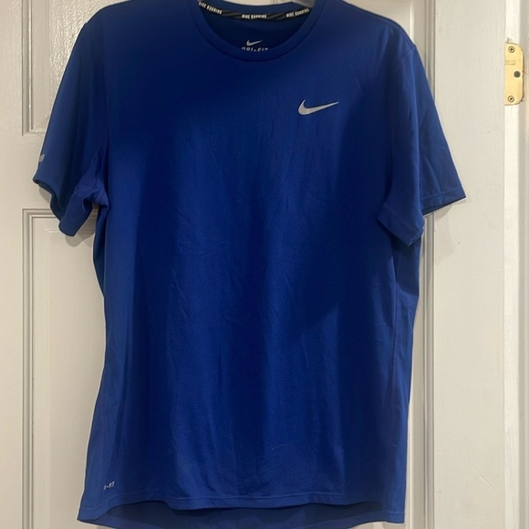 Nike dry fit T-shirt, Nike running collection - Picture 1 of 2